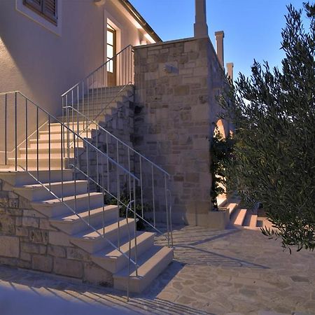 Villa Aries Supetar Exterior foto